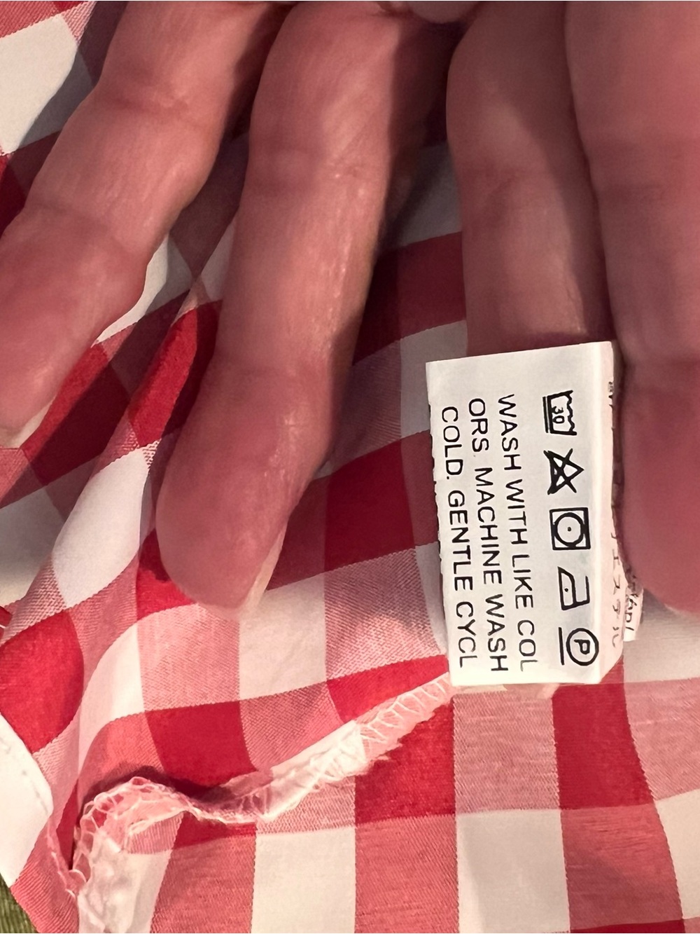 Red & White Checkered Women’s Bath & Body Accessory